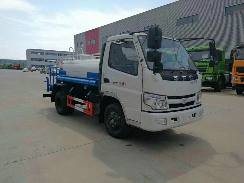 2����ˮ܇����(sh��)��2���{�ƞ�ˮ܇�N�ۏS�҃r�񣬖|�L(f��ng)��ˮ܇�N�۹�˾