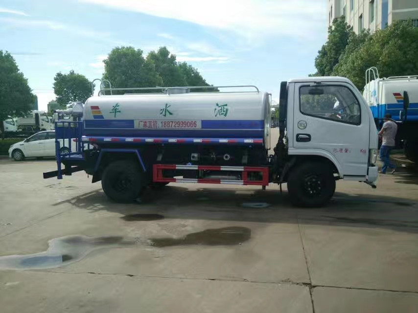 5����ˮ܇�S�Үa(ch��n)Ʒ�r�񣬖|�L(f��ng)����8����ˮ܇�N�ۣ�5����ˮ܇�N������