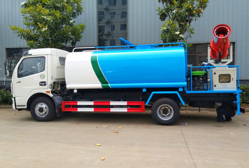 東風(fēng)大多利卡10方灑水車 東風(fēng)大多利卡10方灑水車