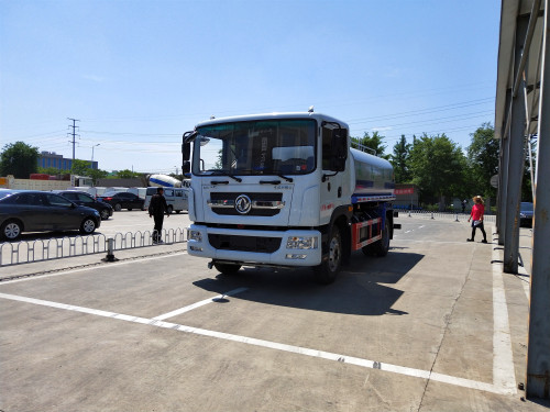 �|�L(f��ng)D9��ˮ܇(ch��)12���DƬ