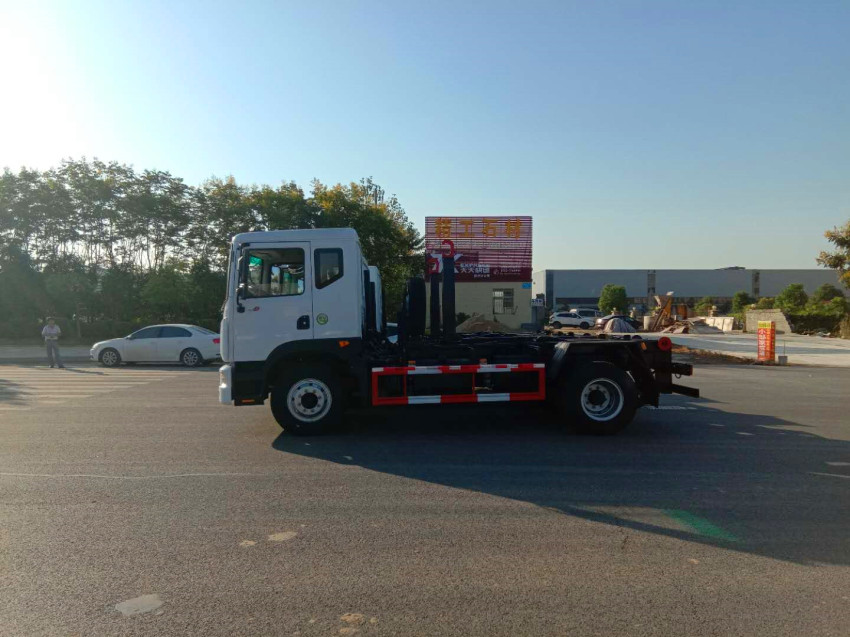 �����¿����ض�8�����s����܇-�����������F(tu��n)