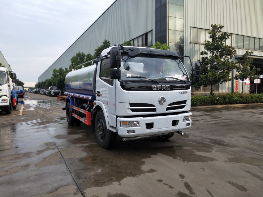 8����ˮ܇�S�҃rλ-8������ˮ܇�r�񣬺�������