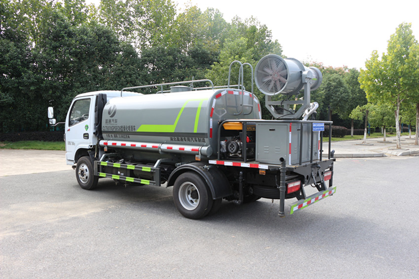 6方灑水車廠家報價 東風國六灑水車現(xiàn)車供應(yīng) 歡迎選購 可分期送車 6方灑水車廠家報價 東風國六灑水車現(xiàn)車供應(yīng) 歡迎選購 可分期送車