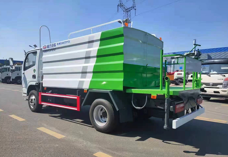 東風(fēng)福瑞卡抑塵灑水車